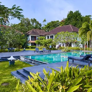 4* Station touristique Deshadan Backwater - The Sunrise View
